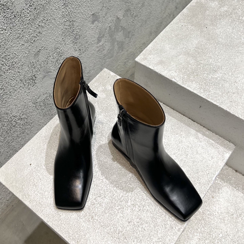 b0tt*ga Ven*ta boots